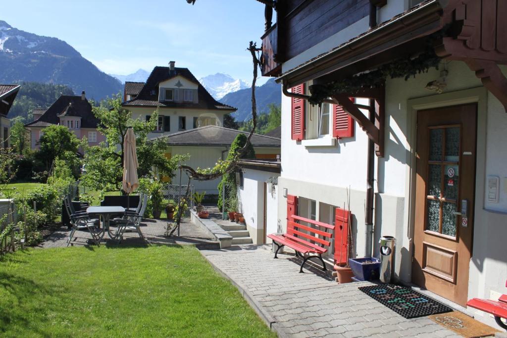 Adventure Guesthouse Interlaken Unterseen Exterior photo